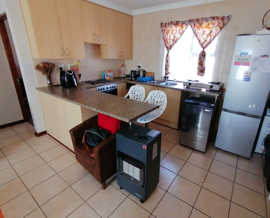 2 Bedroom Property for Sale in Vredenhof Sh Free State